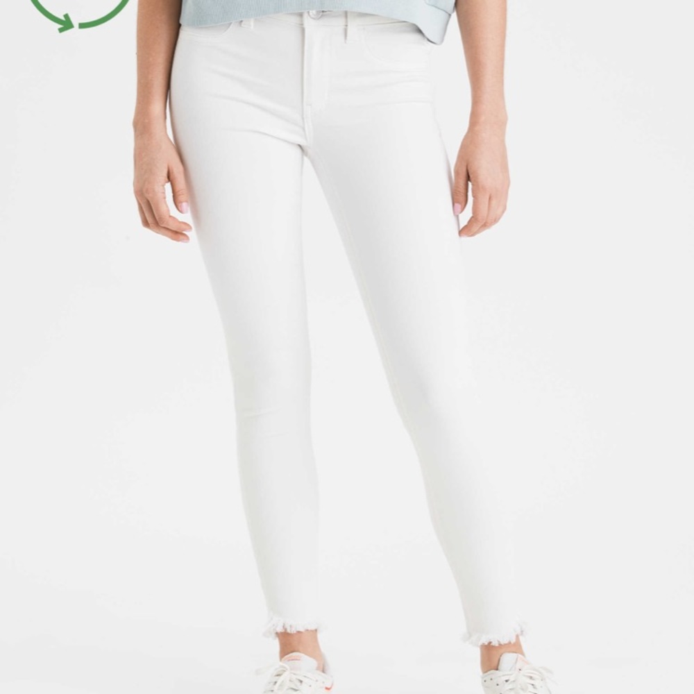 American Eagle White Ankle Jeans